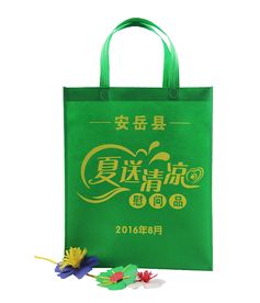 環(huán)保印刷新戰(zhàn)場 探訪成都環(huán)雅的無紡布袋產(chǎn)業(yè)發(fā)展前沿